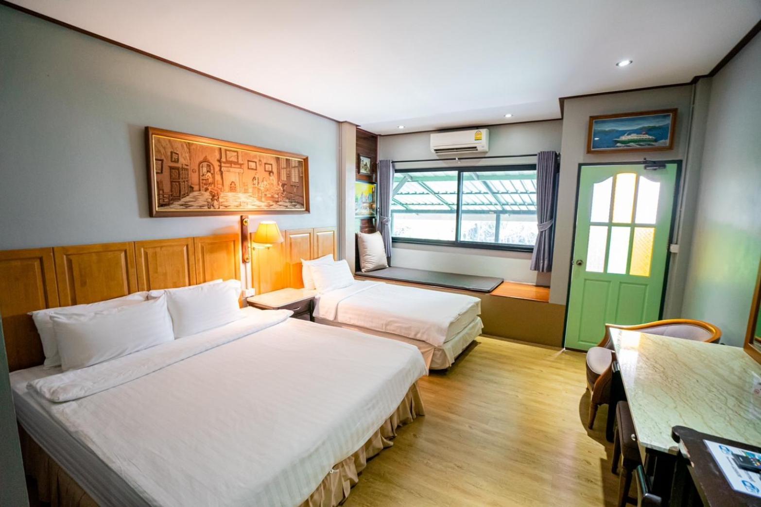Ban Mai Vintage Hotel Pakchong Exterior photo